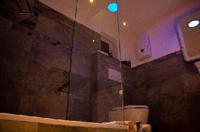 Bad Dusche WC kl